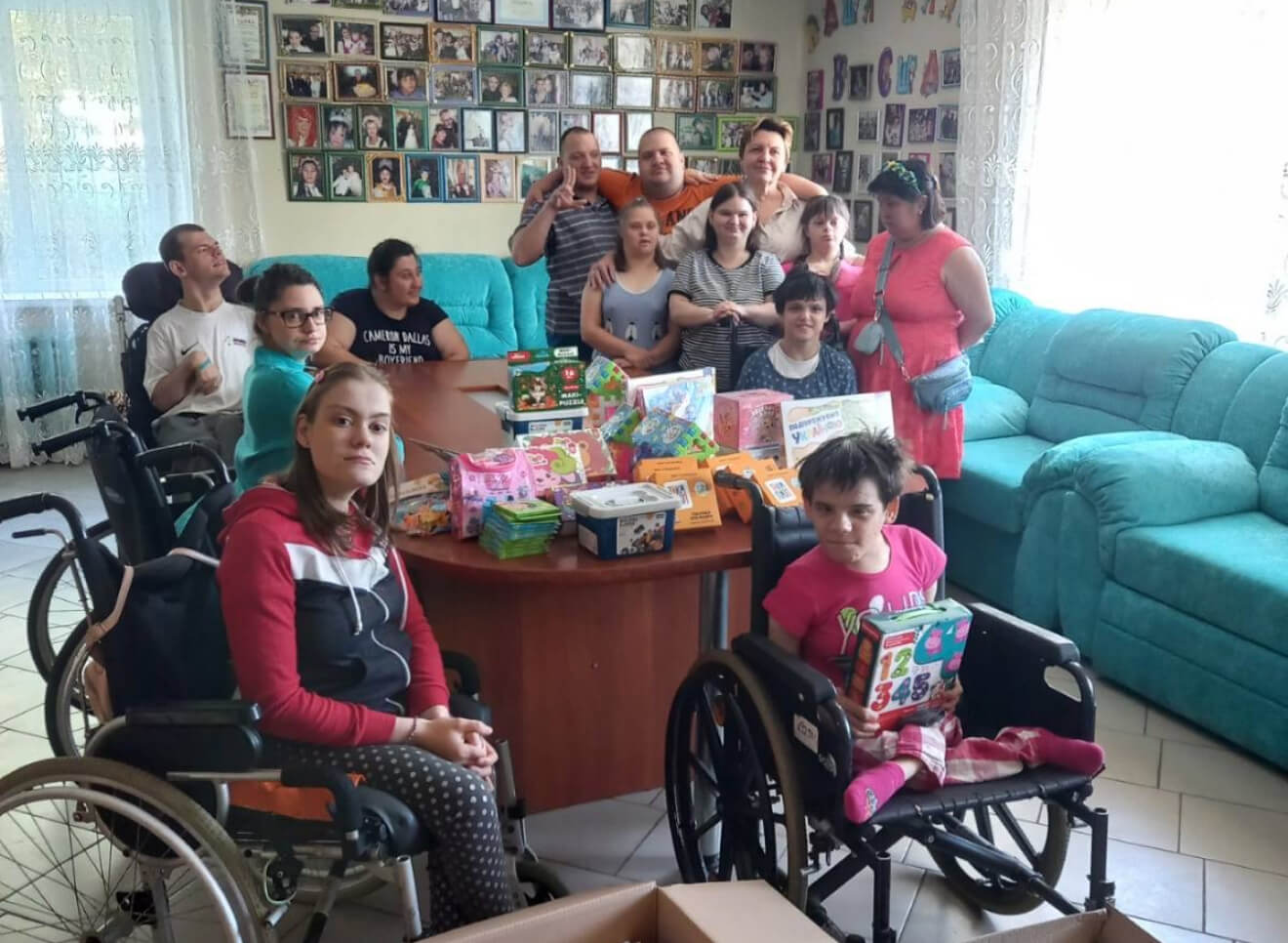 Humanitarian aid - Photo 6