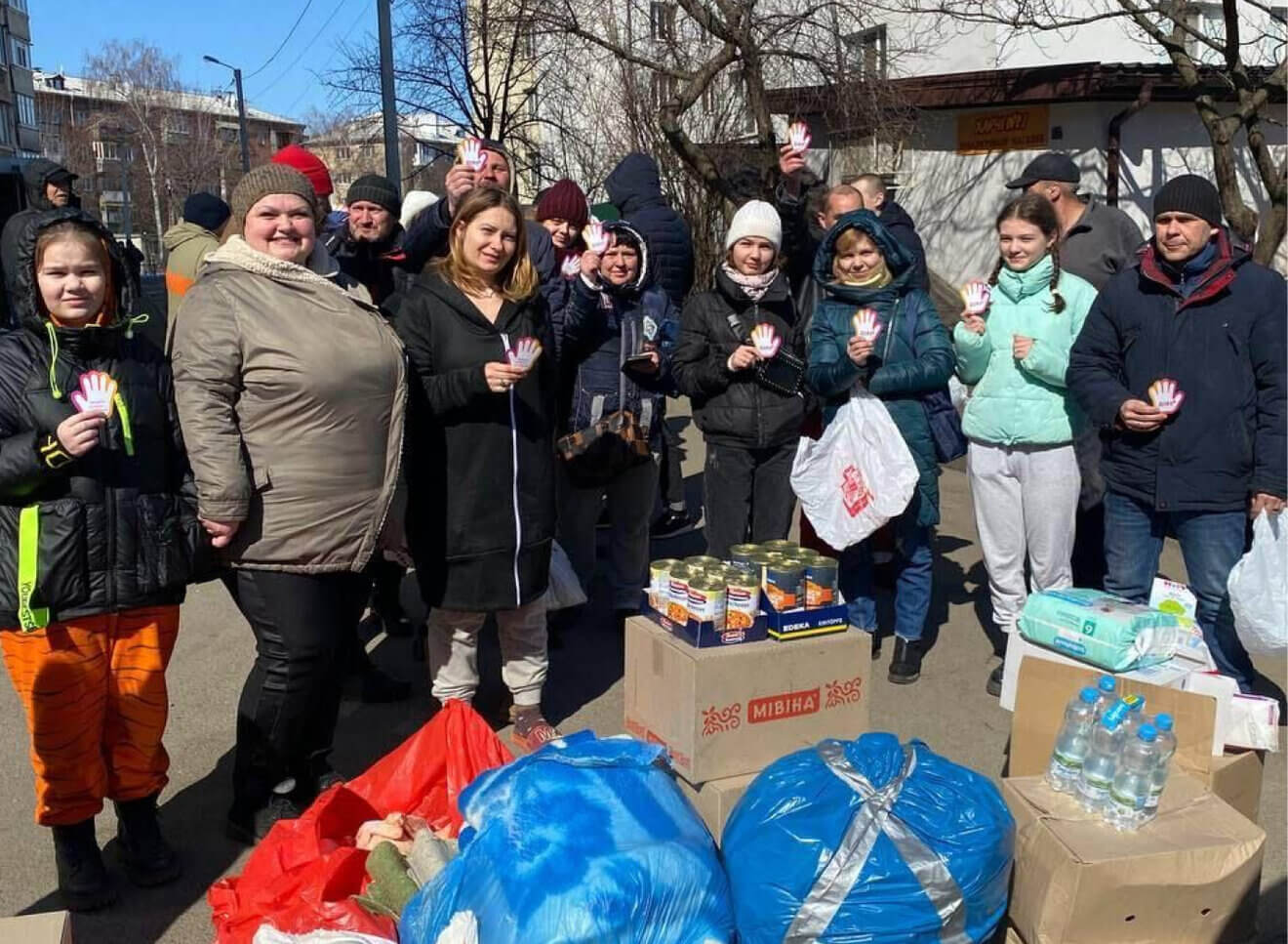 Humanitarian aid - Photo 2