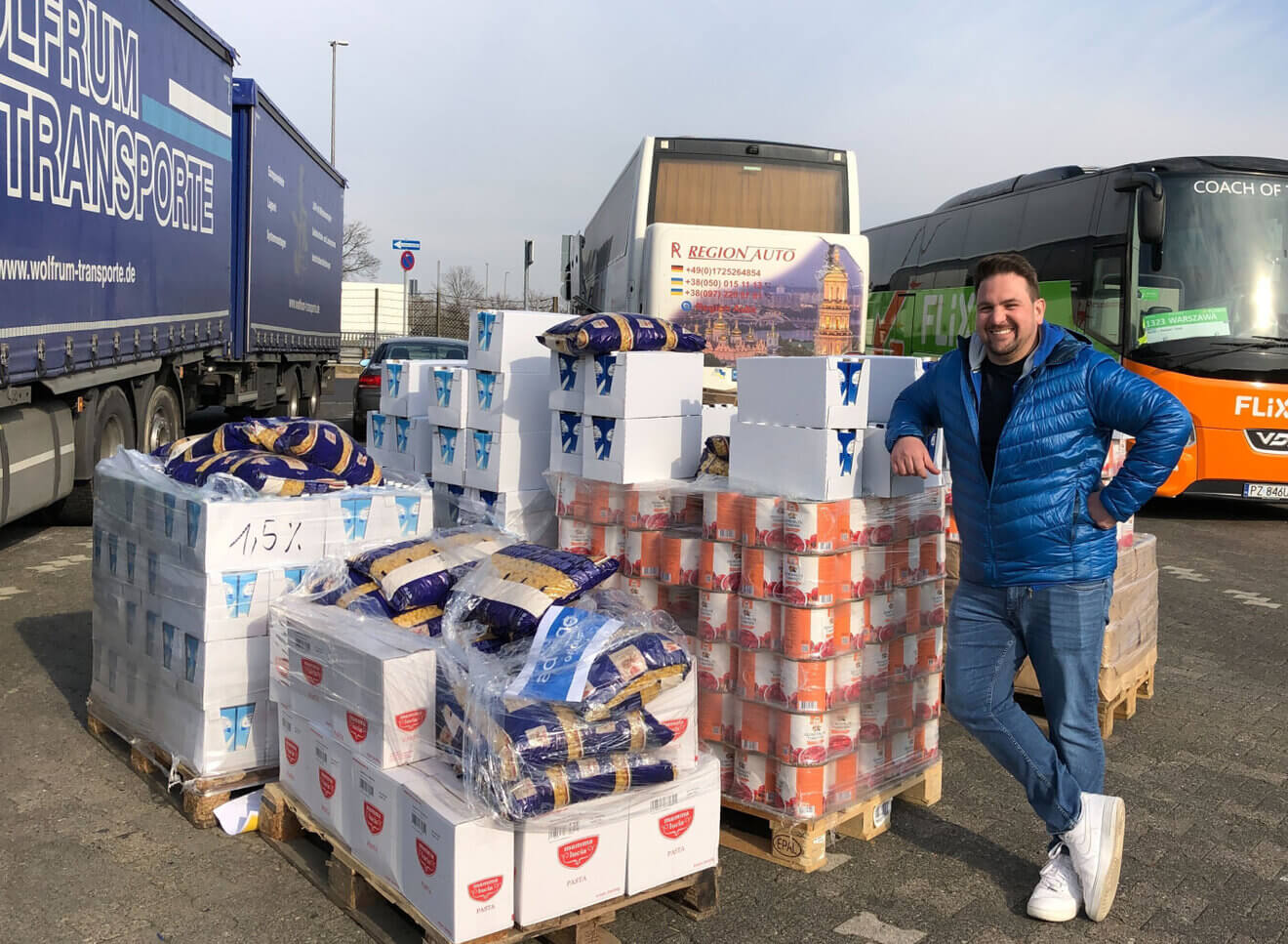 Humanitarian aid - Photo 5